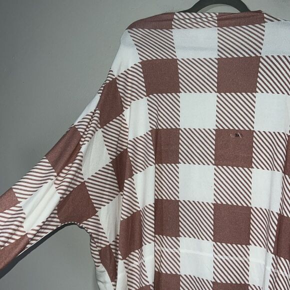 Sylvan Plaid Tunic Top NWT Maurices - Picture 3 of 6